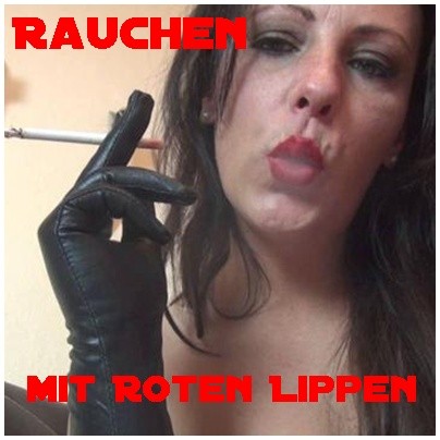 Rauchen mit Roten Lippen