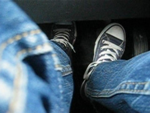 Chucks im Auto