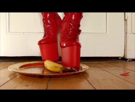 Banana Crushing in Pony Boots