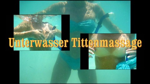 Unterwasser Tittenmassage