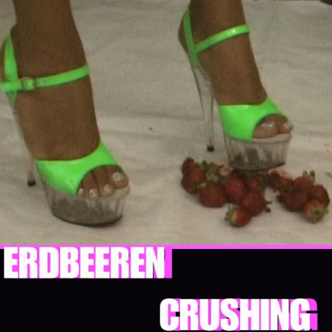 ° ERDBEEREN CRUSHING  °