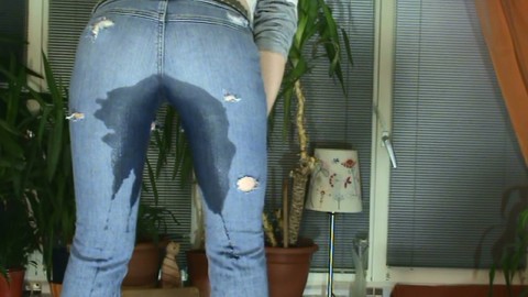 die gelöcherte jeans