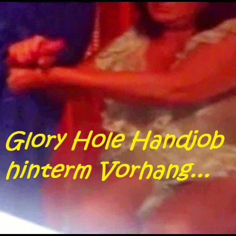 Glory Hole Handjob hinter dem Vorhang